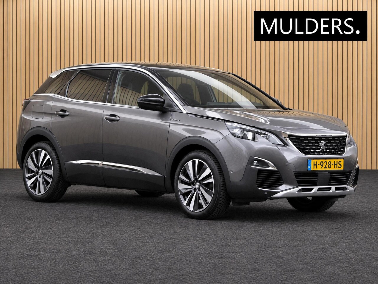Peugeot 3008 - 1.2 PureTech GT Line Automaat | Navi / Camera / Climate - AutoWereld.nl