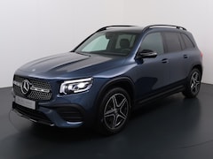 Mercedes-Benz GLB - 200 AMG Line // 7-zits // Nightpakket // Camera // Sfeerverlichting // Elek. Achterklep