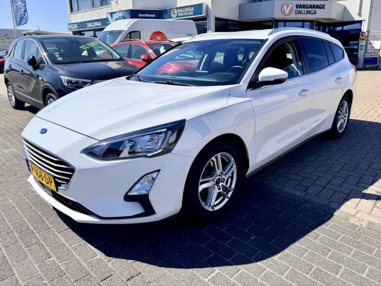 Ford Focus Wagon - 1.0 EcoBoost Trend Edition Business | Trekhaak | Camera | 2022 - AutoWereld.nl
