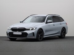 BMW 3-serie Touring - 318i M 50 Jahre uitvoering | Cruise control | M Sportpakket | 18 inch LM Dubbelspaak (styl