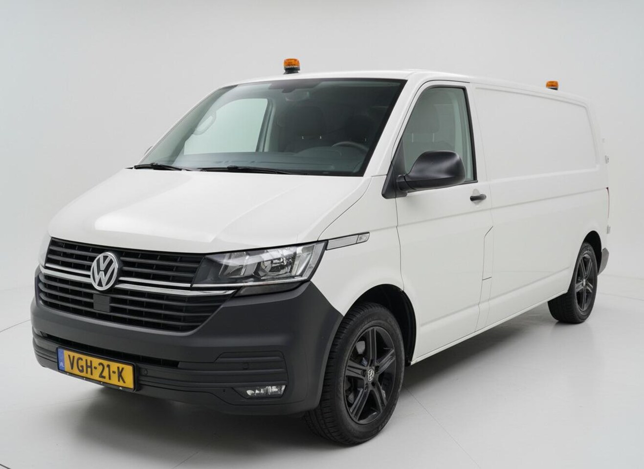 Volkswagen Transporter - 2.0 TDI L2H1 4-Motion 230V KASTEN TREKHAAK - AutoWereld.nl