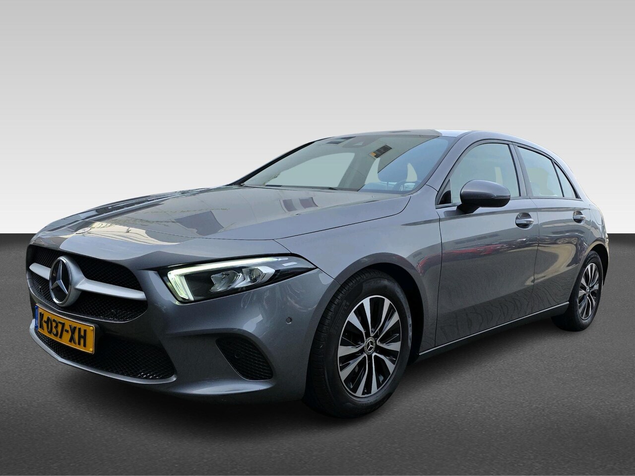 Mercedes-Benz A-klasse - 160 Business Solution | Navigatie | Stoelverwarming | Cruisecontrol | Achteruitrijcamera | - AutoWereld.nl