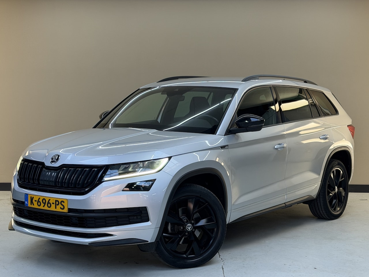 Skoda Kodiaq - 1.5 TSI Sportline, 150Pk, 2021, 1ste eigenaar, BTW auto, Sportstoelen, Memory stoelen, LED - AutoWereld.nl