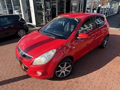 Hyundai i20 - 1.2i Dynamic | airco | Mp3 | 1e eigenaar |