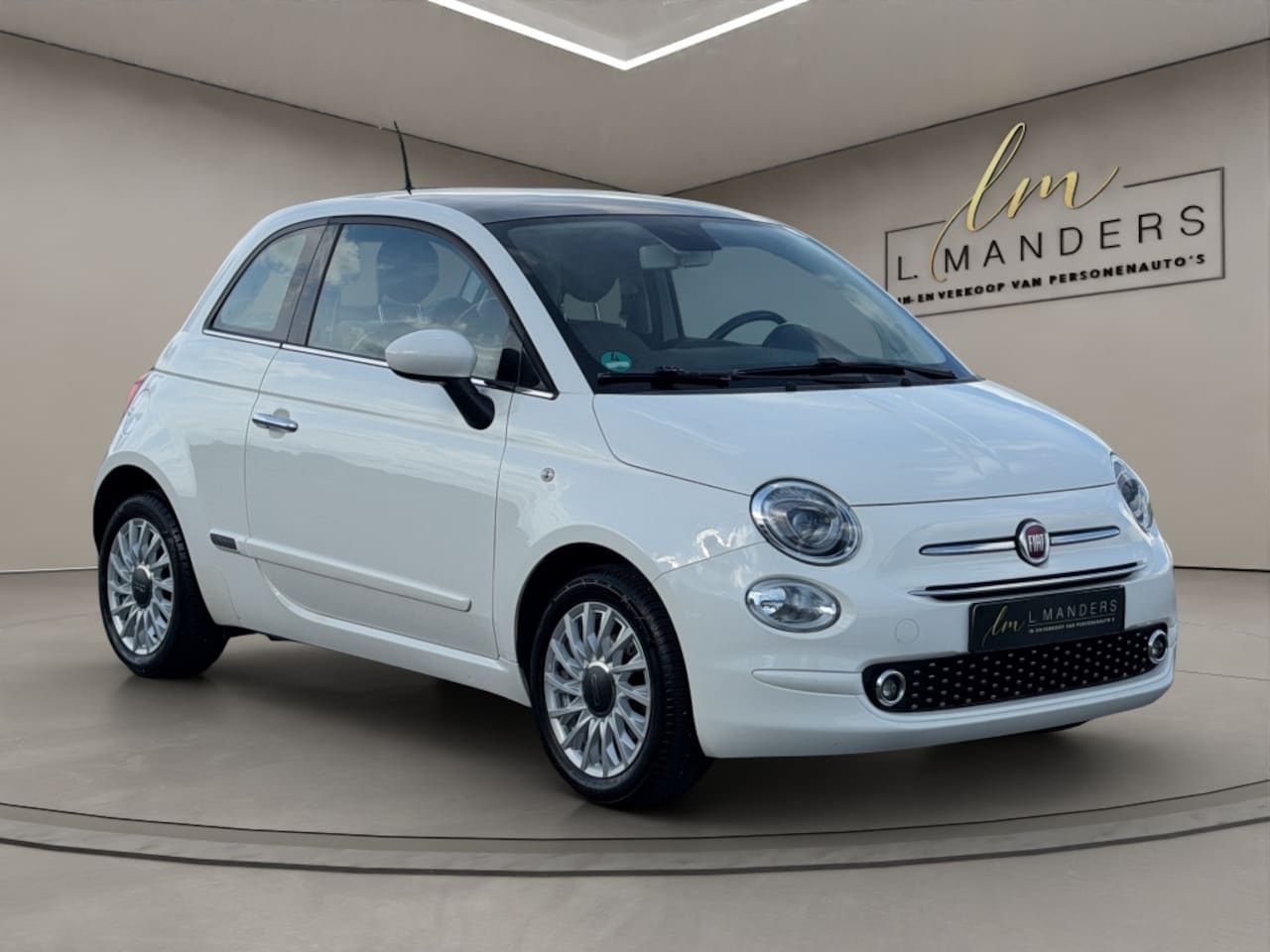 Fiat 500 - 1.2 Lounge 2019 WIT | Leder | Panoramadak | Airco - AutoWereld.nl