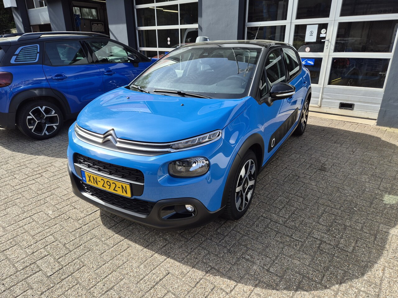 Citroën C3 - 1.2 PureTech 110PK S&S Shine All-in Prijs Airco/Cruise/Parkeersens a/Navi/Apple Carplay/An - AutoWereld.nl