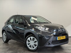 Toyota Aygo X - 1.0 VVT-i S-CVT Play Camera Carplay ACC 24 Maanden garantie* (Vraag naar de voorwaarden)