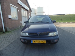 Mitsubishi Space Wagon - 2.0 GLXi met airco 7set