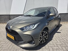 Toyota Yaris - 1.5 Hybrid Style JBL speakers Navi Stoelverw. Climaat Ad Cruise LM velgen Apple/Android au