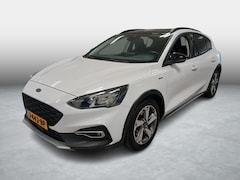 Ford Focus - 1.0 EcoBoost 125PK Active Business 125 PK| Winterpack | Afneembare Trekhaak | Zwart Dak |