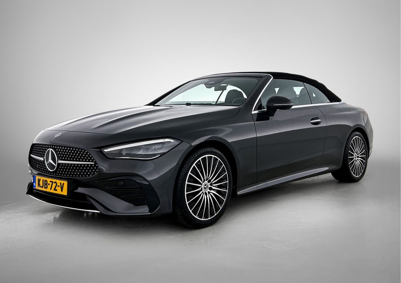 Mercedes-Benz CLE Cabriolet - 180 AMG Line AMG Line | Ledkoplampen | Memory pakket voorstoelen | (19 inch) multispaaks l - AutoWereld.nl