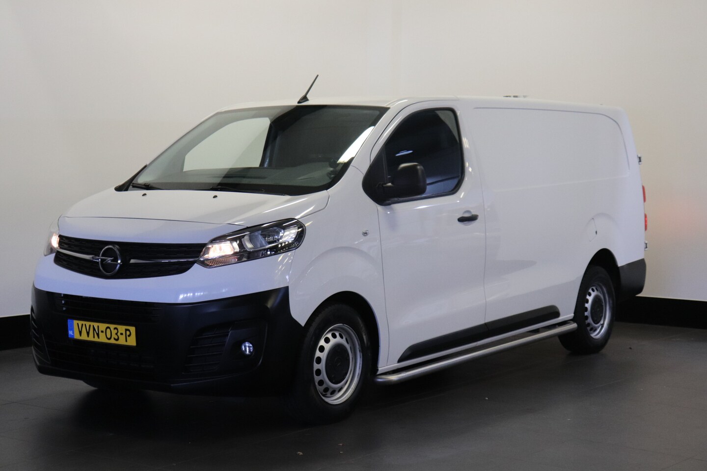 Opel Vivaro - 1.5 CDTI L3 EURO 6 - Airco - Navi - Cruise - €13.900,- Excl. - AutoWereld.nl