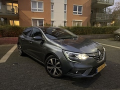 Renault Mégane - 1.5 dCi Bose Automaat|Leer|Navi|Sensor|Sfeerverl|Clima|Cruise