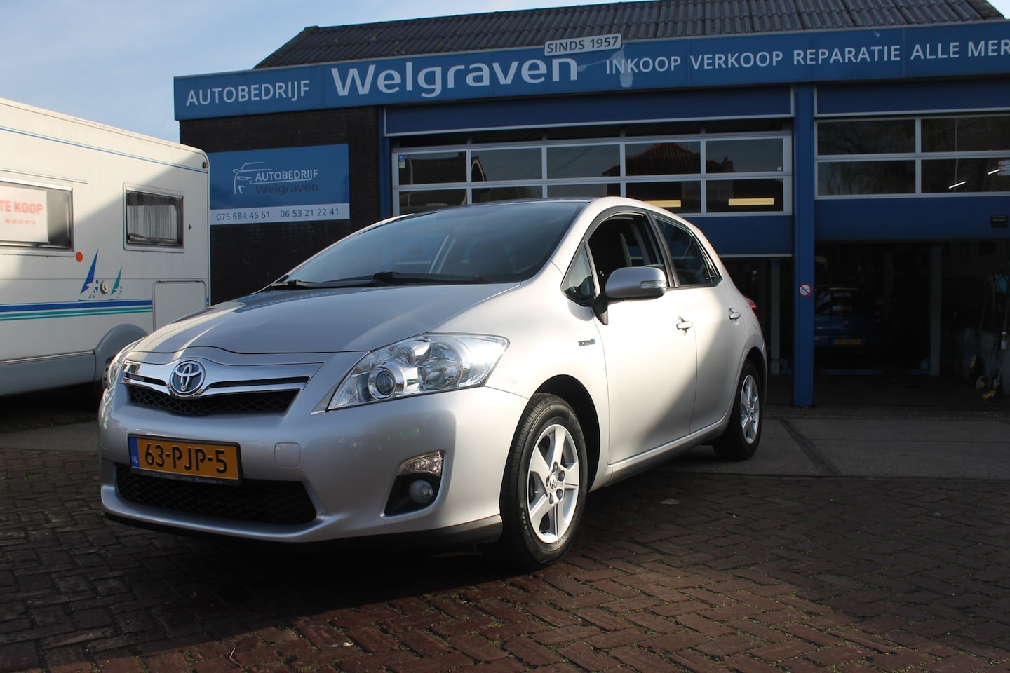 Toyota Auris - 1.8 Full Hybrid Aspiration 1 eig.dealeronderhouden - AutoWereld.nl