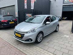 Peugeot 208 - 1.2 PureTech Blue Lease Executive 2e Eig Airco PDC NAP APK