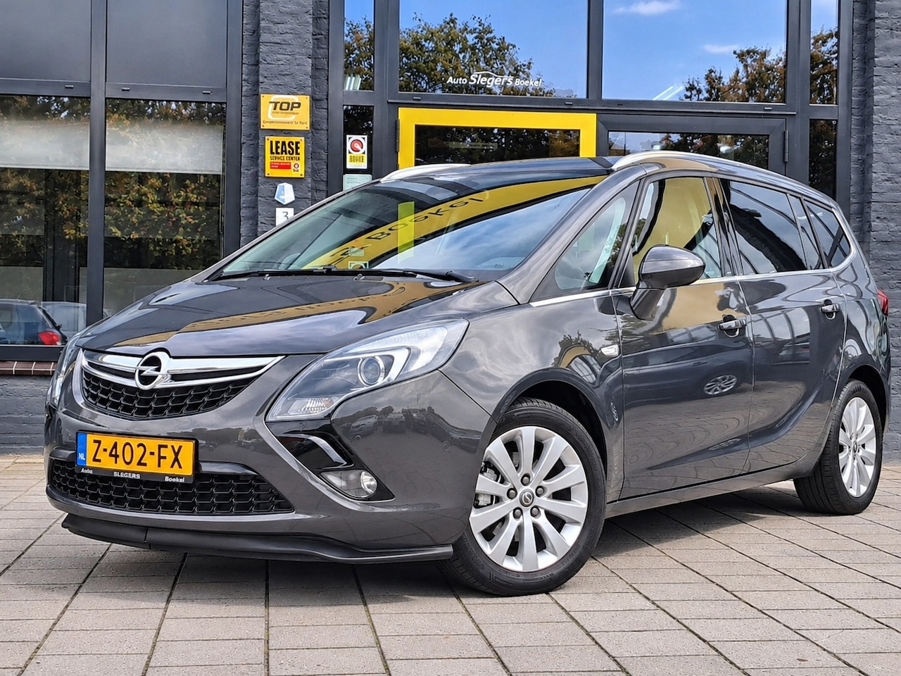 Opel Zafira Tourer - 1.4 Innovation 7P | Trekhaak | Stoelv + Stuurv | Camera + Sensoren | Leder | Climate Contr - AutoWereld.nl