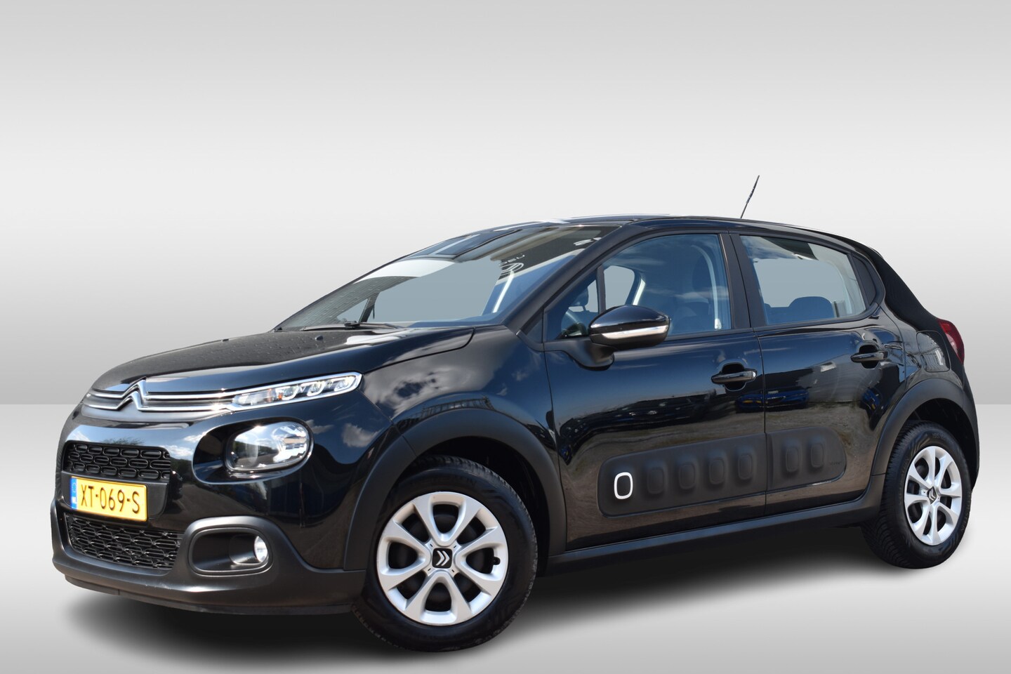 Citroën C3 - PureTech 110 S&S Feel .| Navigatie | Airconditioning ECC | Apple Carplay & Android Auto | - AutoWereld.nl