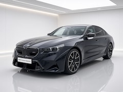 BMW M5 - 5-serie | 20/21 inch | Panorama. | Driv.+ Park. Prof. | M Multifunctionele voorstoelen | M