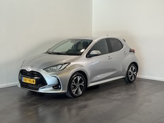 Toyota Yaris - 1.5 Hybrid 115 First Edition Apple Carplay | Achteruitrijcamera | Getinte ramen achter |