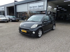 Daihatsu Sirion 2 - 1.3-16V Comfort|Airco|LM-Velgen|Nw.Remmen|Spoiler