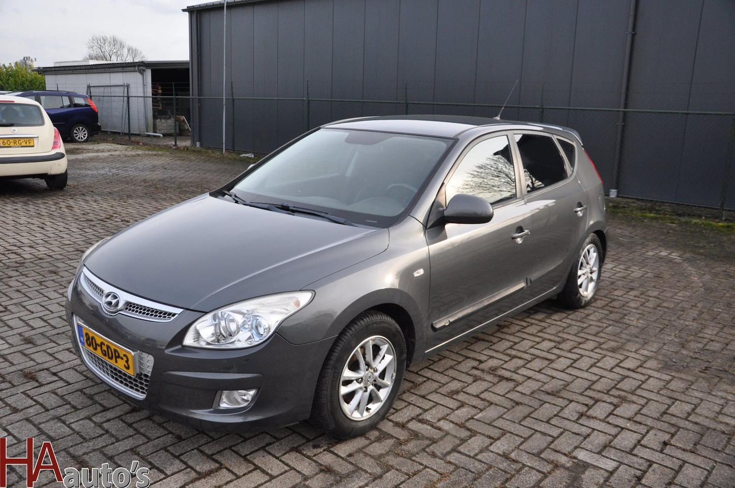 Hyundai i30 - 2.0i Style 5-deurs *CLIMA* - AutoWereld.nl