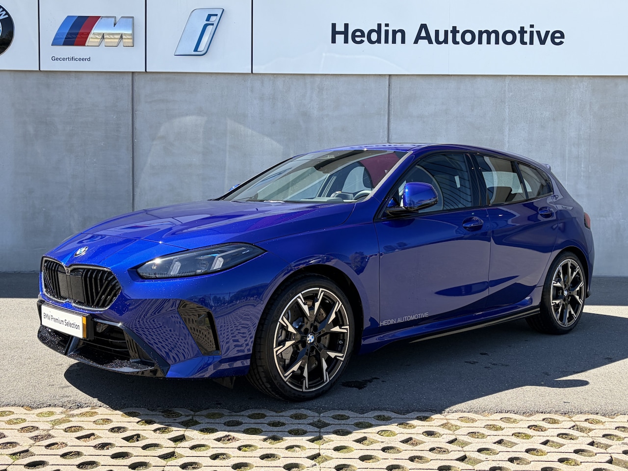 BMW 1-serie - 120 M Sport Design Edition | Iconic Glow nierengrille | Head-Up Display | M Sportpakket Pr - AutoWereld.nl