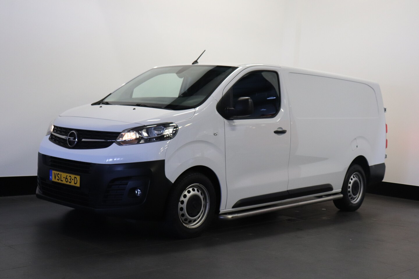 Opel Vivaro - 1.5 CDTI L3 EURO 6 - Airco - Cruise - Camera - € 12.499,- Excl. - AutoWereld.nl