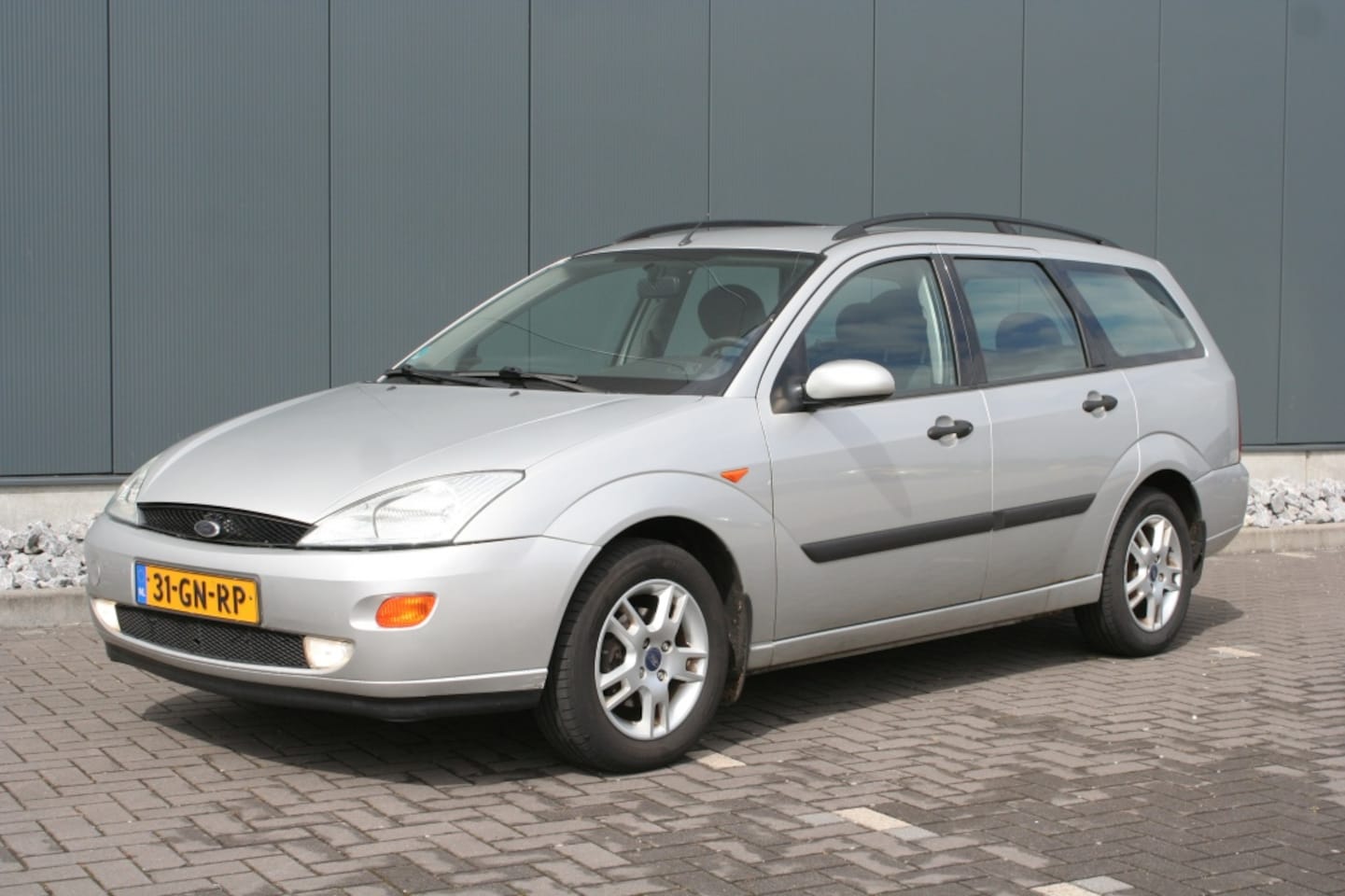 Ford Focus Wagon - 1.6-16V Collection 1.6-16V Collection - AutoWereld.nl