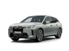 BMW iX - xDrive45 101 kWh | M Sportpakket + Pro | Comfort pack | Iconic Glow | Trekhaak
