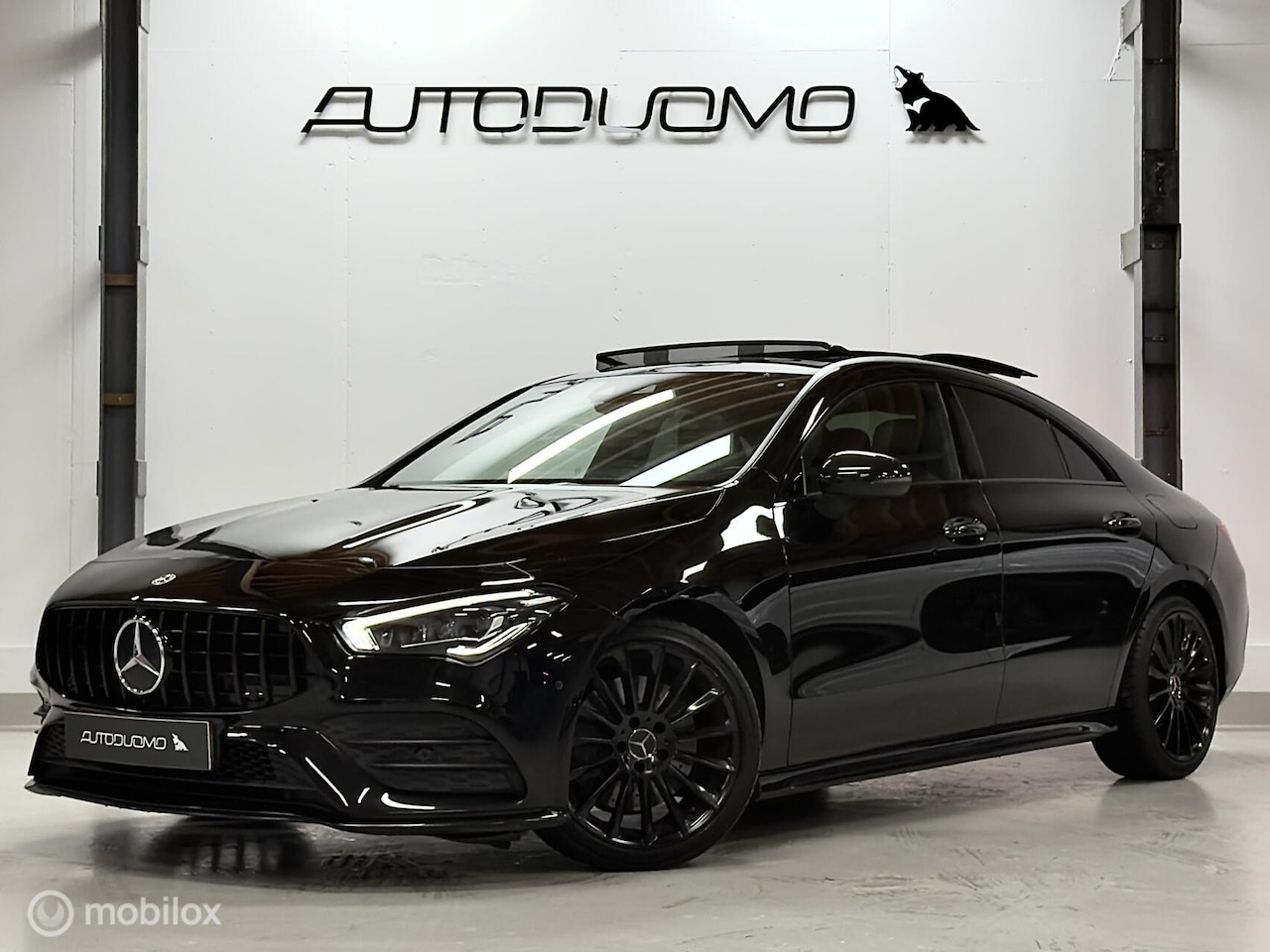 Mercedes-Benz CLA-Klasse - 200 AMG | Pano | Dodehoek | Beam | Stoelverwarming | Sfeer | Night | 18" | NAP | Camera | - AutoWereld.nl