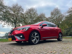 Renault Clio - 1.6 E-Tech Hybrid140 R.S. Line AUTOMAAT *APK 02-2028* NLAUTO+NAP+1EIG+GROOT NAVI+1/2 LEDER
