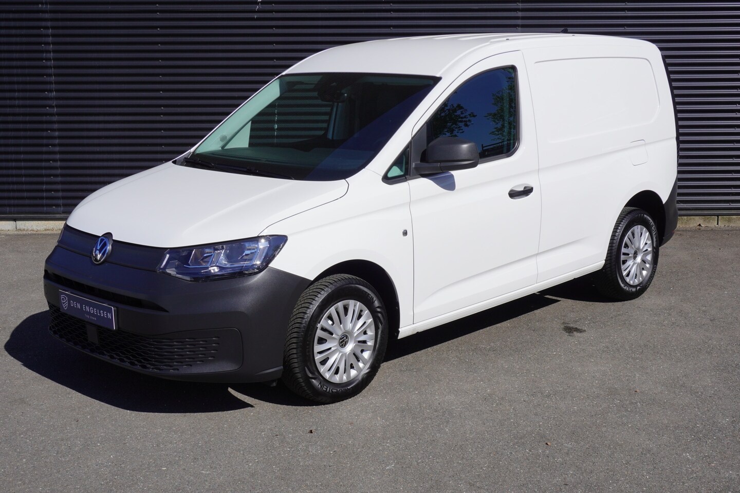 Volkswagen Caddy Cargo - 102pk Digitaal dashboard Airco Cruise control Multifunctioneel stuurwiel Parkeersensoren - AutoWereld.nl