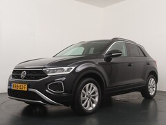 Volkswagen T-Roc - 1.5 TSI Life Edition | AUTOMAAT | Adapt. Cruise | Clima | Camera | LED | Apple carplay //