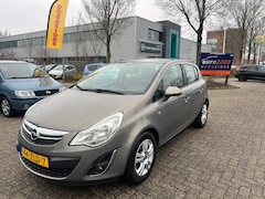 Opel Corsa - 1.2-16V LET OP MOTOR MAAKT TIKKEND GELUID