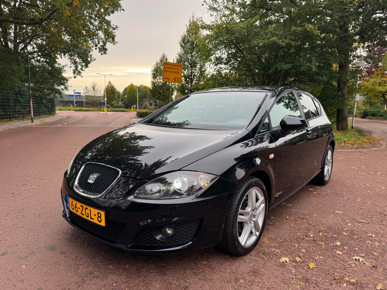 SEAT Leon - 1.2 TSI Ecomotive Businessline COPA|Navi|Xenon|Leder|Cruise|PDC| - AutoWereld.nl