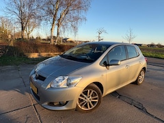 Toyota Auris - 1.3 Comfort/ right hand drive ( RHD)/ climatronic/ 5 doors