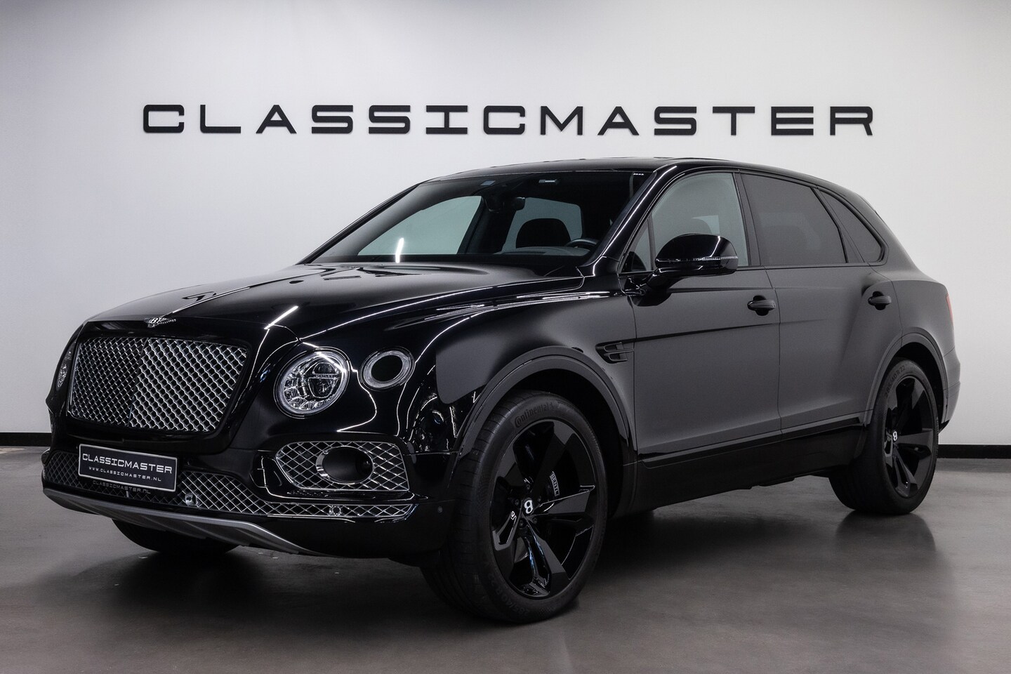 Bentley Bentayga - 4.0 V8 Btw auto, (€ 115.528,93 Ex B.T.W) DEALER AUTO Dealer auto - AutoWereld.nl