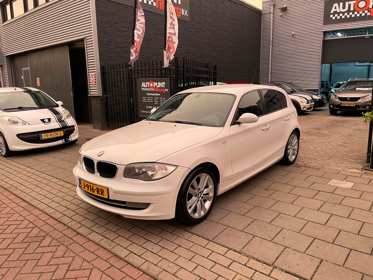 BMW 1-serie - 116i Trekhaak Airco PDC NAP APK - AutoWereld.nl