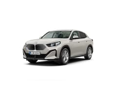 BMW iX2 - eDrive20 Pure Edition 67 kWh Fiscaal 46.963