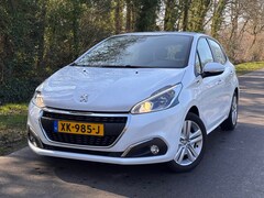 Peugeot 208 - 1.2 PureTech Signature | Cruise + Navi + " 151.000 " KM NAP |