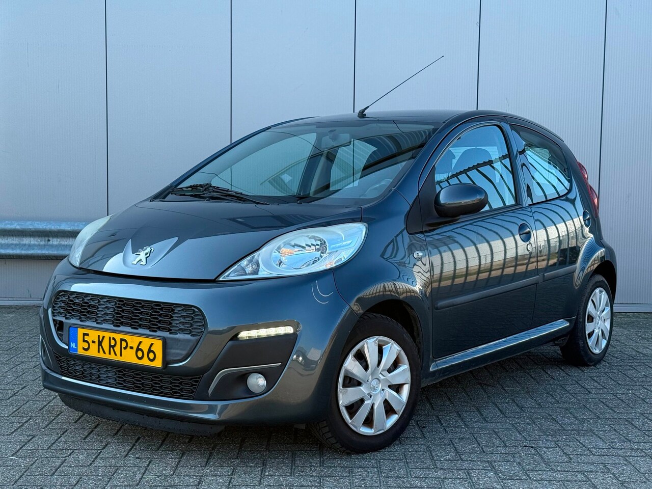 Peugeot 107 - 1.0 Active | Airco | Elektrische ramen | Radio CD | NIEUWE APK! - AutoWereld.nl