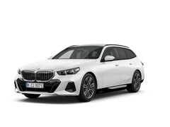 BMW 5-serie Touring - 530e M Sport Edition | M Sportpakket | Innovation Pack | Travel Pack | Panoramadak