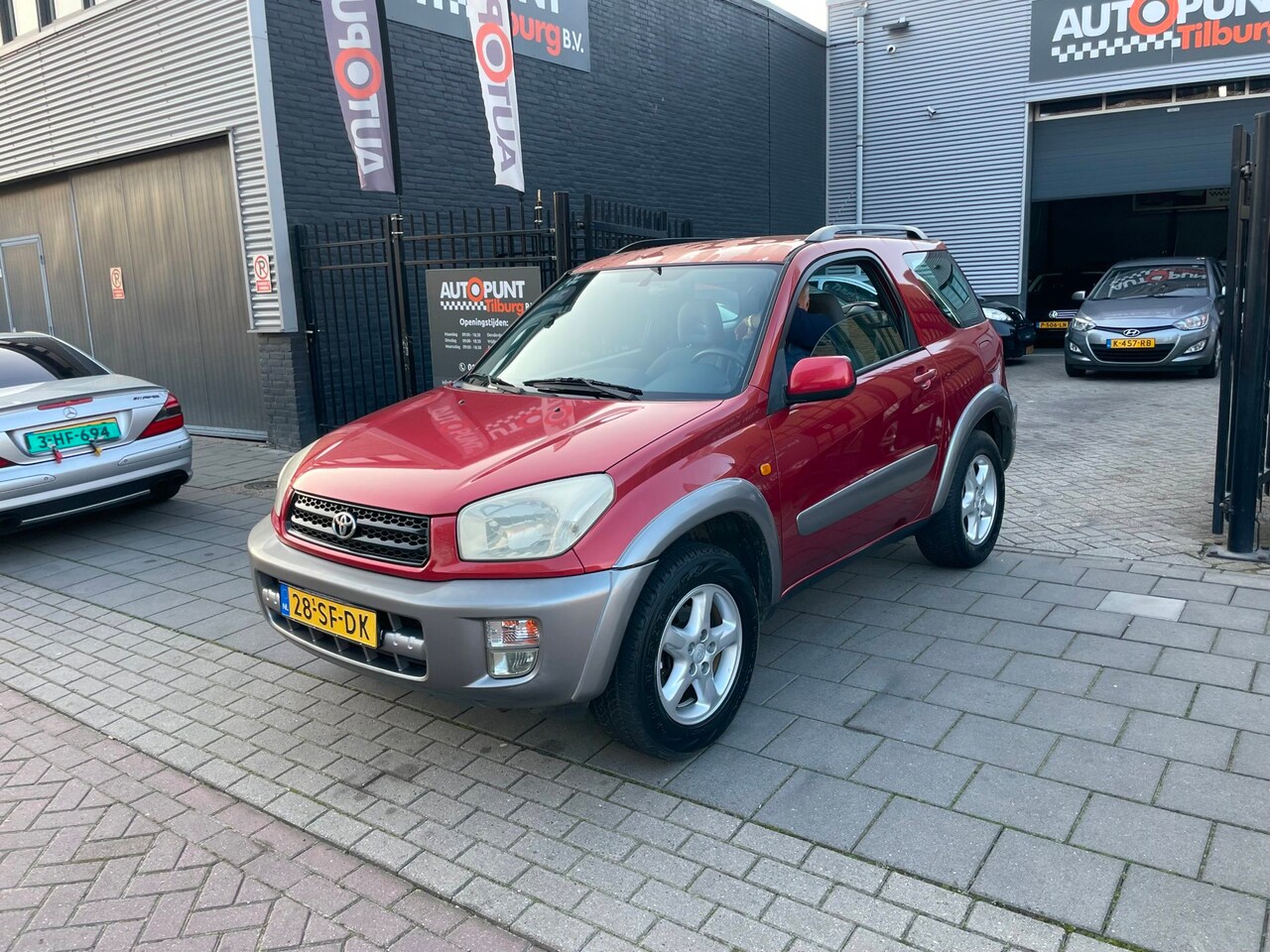 Toyota RAV4 - 2.0-16V VVT-i Luna 1e Eigenaar! Airco Trekhaak NAP APK - AutoWereld.nl