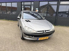 Peugeot 206 - 1.4 Gentry AUTOMAAT Airco