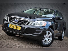 Volvo XC60 - 2.0T Kinetic Trekhaak/Leder/Navi