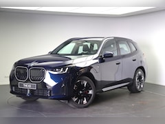 BMW X3 - 30e xDrive M Sport Automaat / Trekhaak / Sportstoelen / Adaptieve LED / Parking Assistant