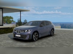 BMW iX3 - 40 eDrive / Panoramadak / Trekhaak / M Sportstoelen / Parking Assistant Plus / Head-Up / S