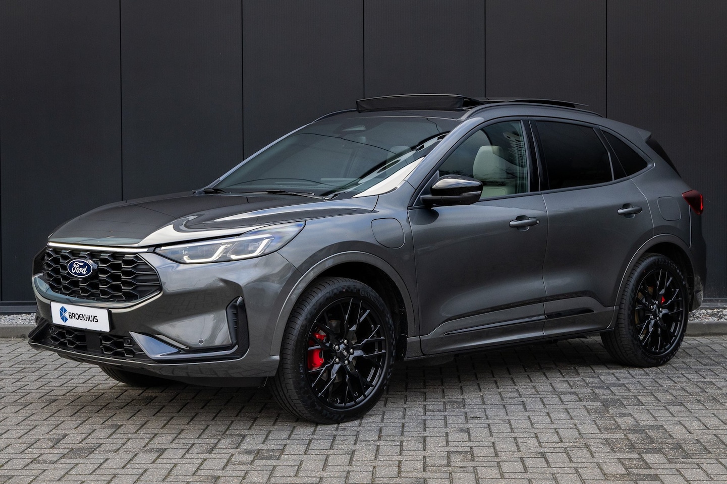 Ford Kuga - 2.5 PHEV ST-line X BLACK-PACK | FULL LED | PANO-DAK | TREKHAAK | ADAPT. CRUISE - AutoWereld.nl