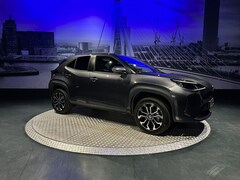 Toyota Yaris Cross - 1.5 Hybrid 130 Dynamic *Acc*Winterpakket*Camera*17inch*CrossAlert