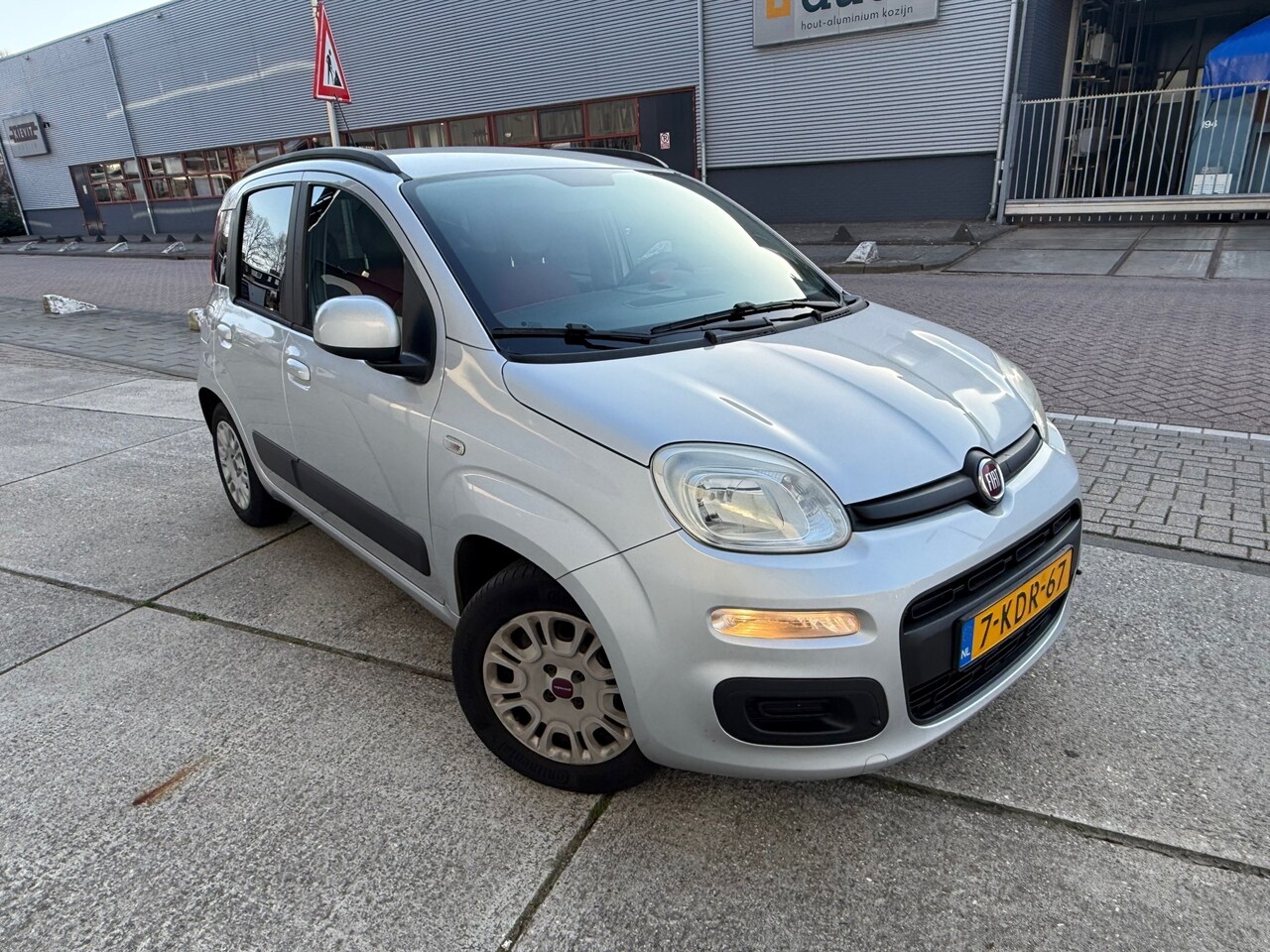 Fiat Panda - 0.9 TwinAir Lounge AIRCO 5 DR Volledig onderhouden NEW APK - AutoWereld.nl